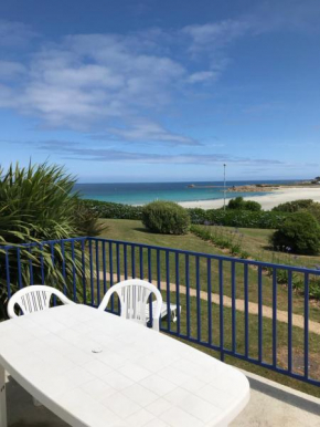 Duplex 6 pers piscine et vue mer